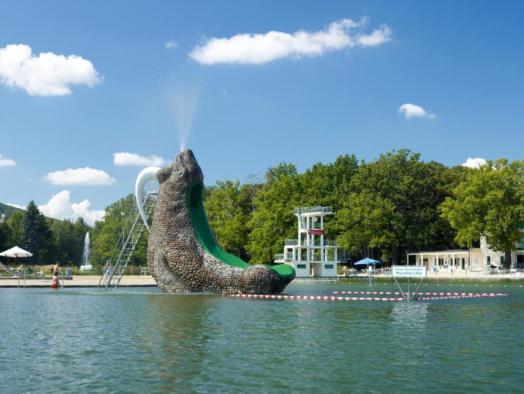 Hotel Trixi Ferienpark Zittauer Gebirge Großschönau Exterior foto