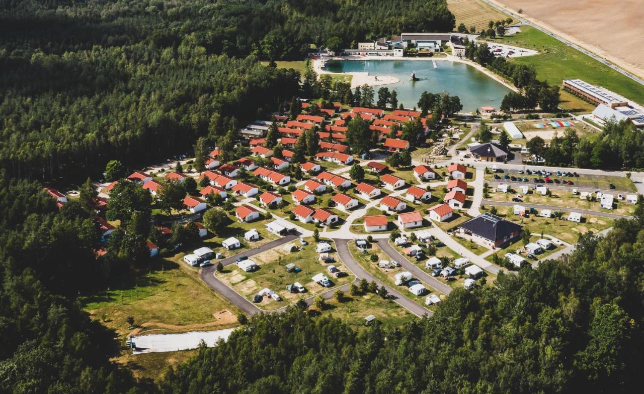 Hotel Trixi Ferienpark Zittauer Gebirge Großschönau Exterior foto